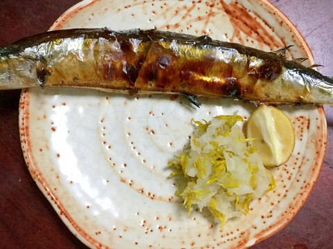 食用菊入りおろしdeサンマの塩焼き 今日の献立 レシピ 作り方 By とりあえず乾杯 楽天レシピ 食用菊入りおろしdeサンマの塩焼き 今日の献立 レシピ 作り方 By とりあえず乾杯 楽天レシピ
